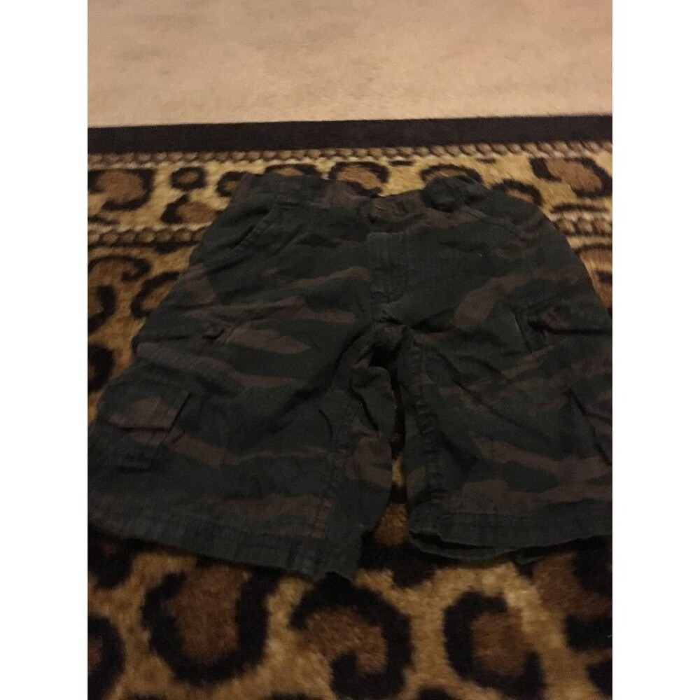 Shaun White Boys Cargo Shorts Size 7 Camouflage